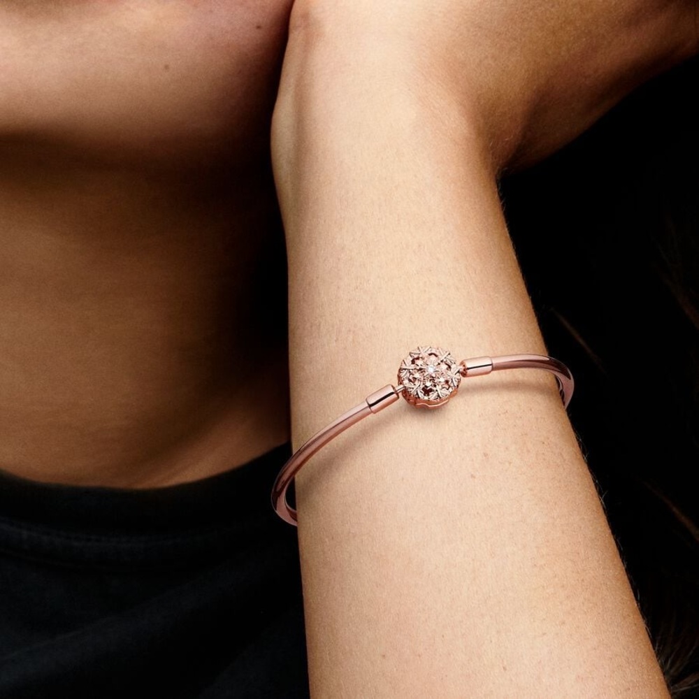 Pandora Moments Rose Gold Sparking Snowflake Bangle